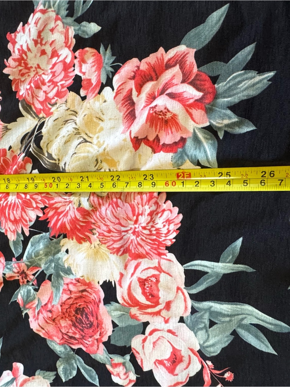 Paisley Grace Floral Criss-Cross Neck Tunic Top - Picture 5 of 5